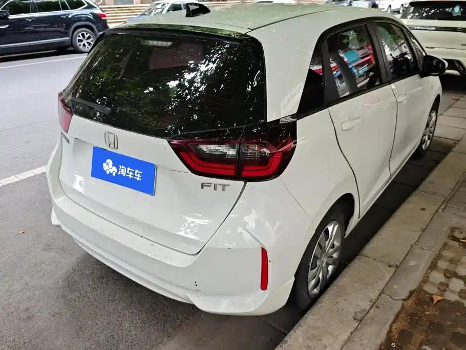 Honda Fit 2021 1.5L CVT Trend Edition — миниатюра 3