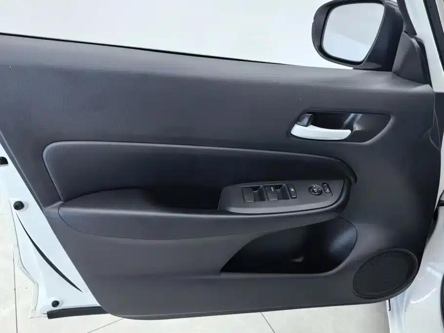 Honda Fit 2021 1.5L CVT Trend Edition — миниатюра 7