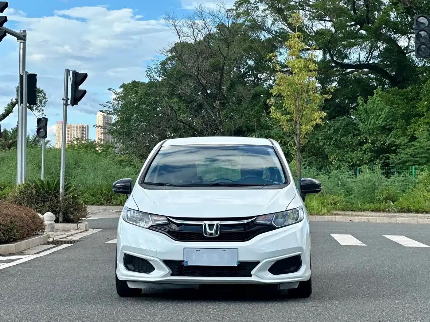 Honda Fit 2018 1.5L CVT Comfort Edition — миниатюра 2