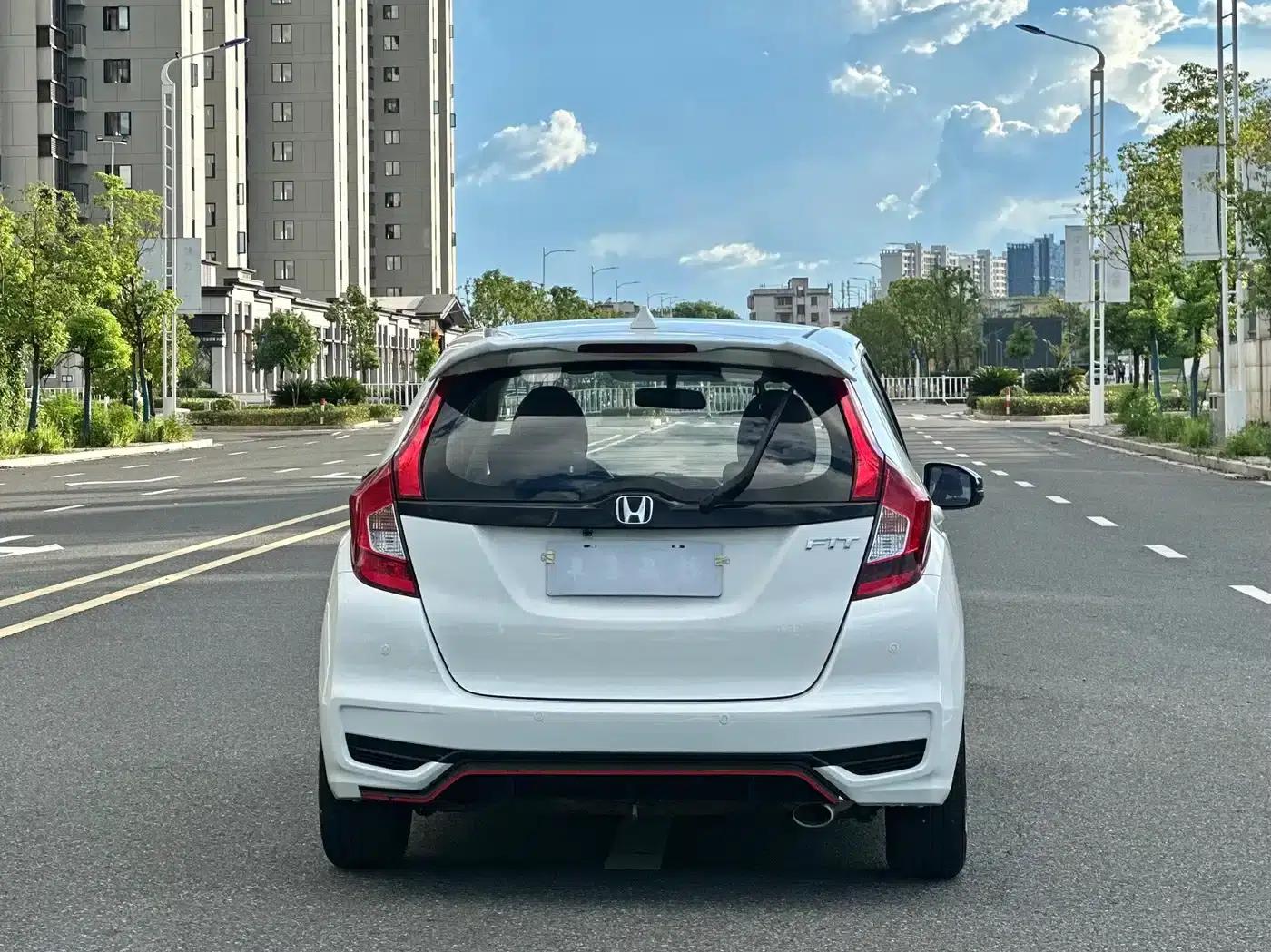 Honda Fit 2018 1.5L CVT Comfort Edition — миниатюра 4