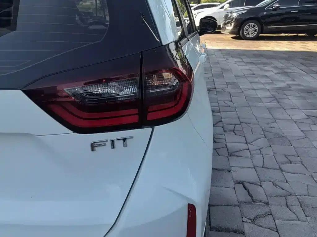 Honda Fit 2021 1.5L CVT Trend Edition — миниатюра 8
