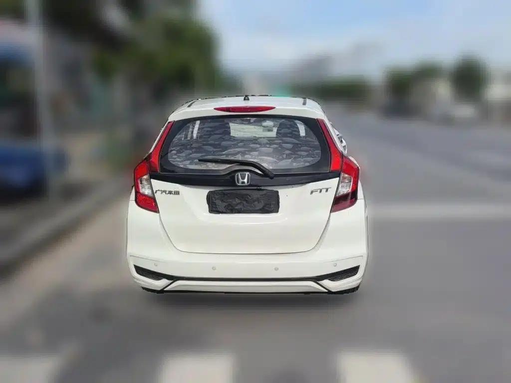 Honda Fit 2018 1.5L CVT Comfort Edition — миниатюра 4