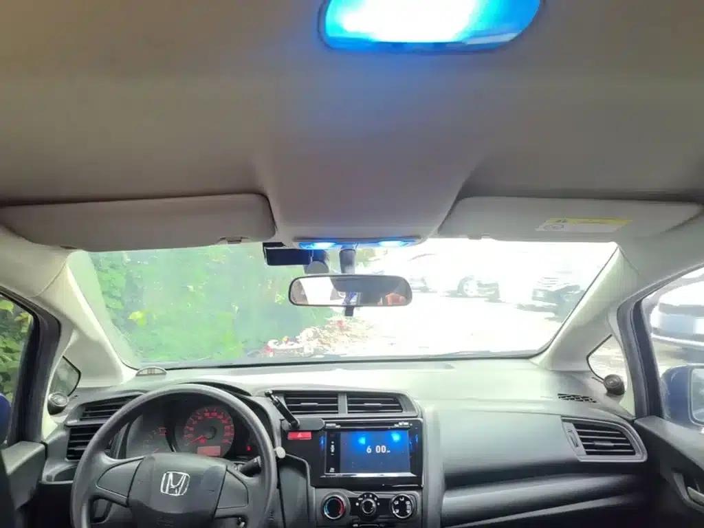 Honda Fit 2016 1.5L LX CVT Comfort — миниатюра 18