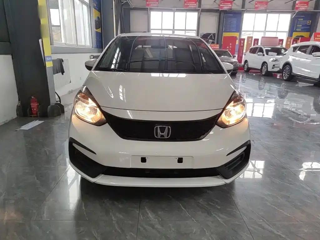 Honda Fit 2021 1.5L CVT Trend Edition — миниатюра 3