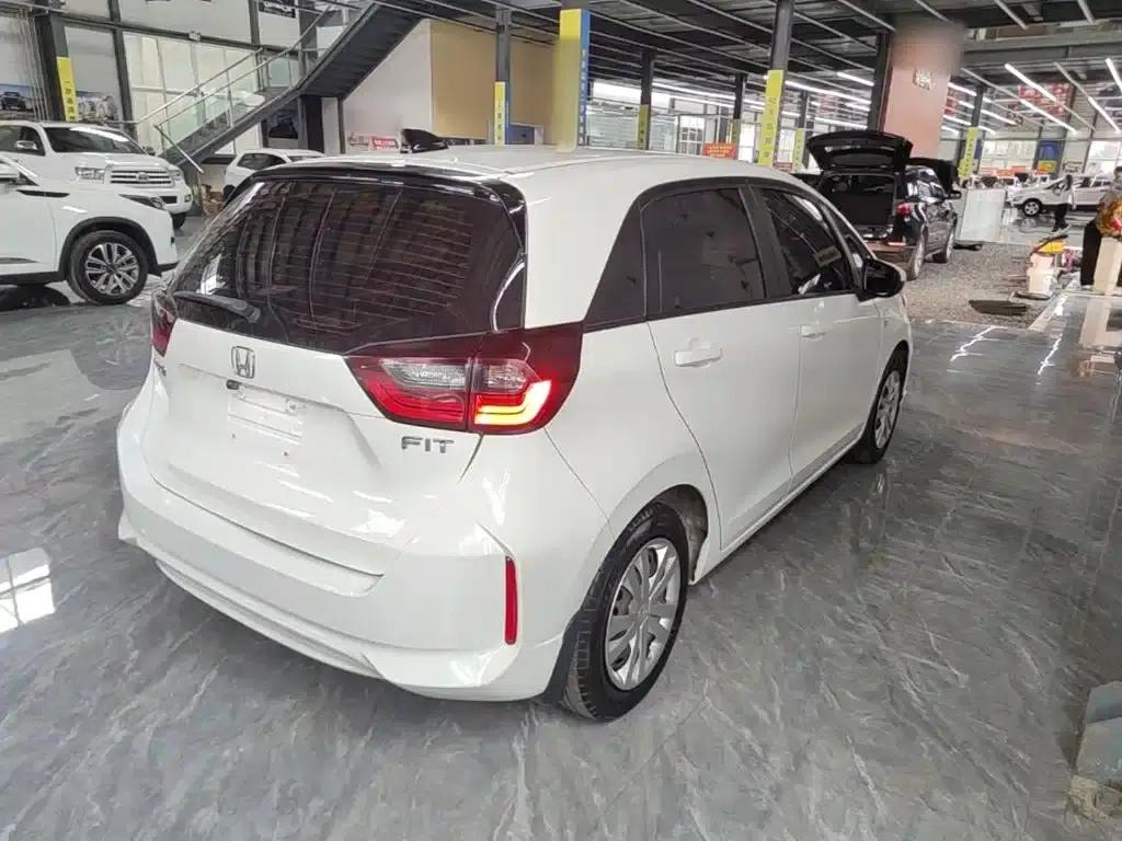 Honda Fit 2021 1.5L CVT Trend Edition — миниатюра 7