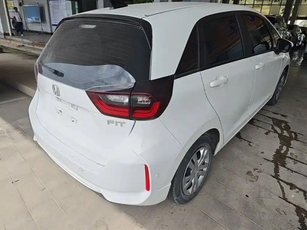 Honda Fit 2021 1.5L CVT Trend Edition — миниатюра 7