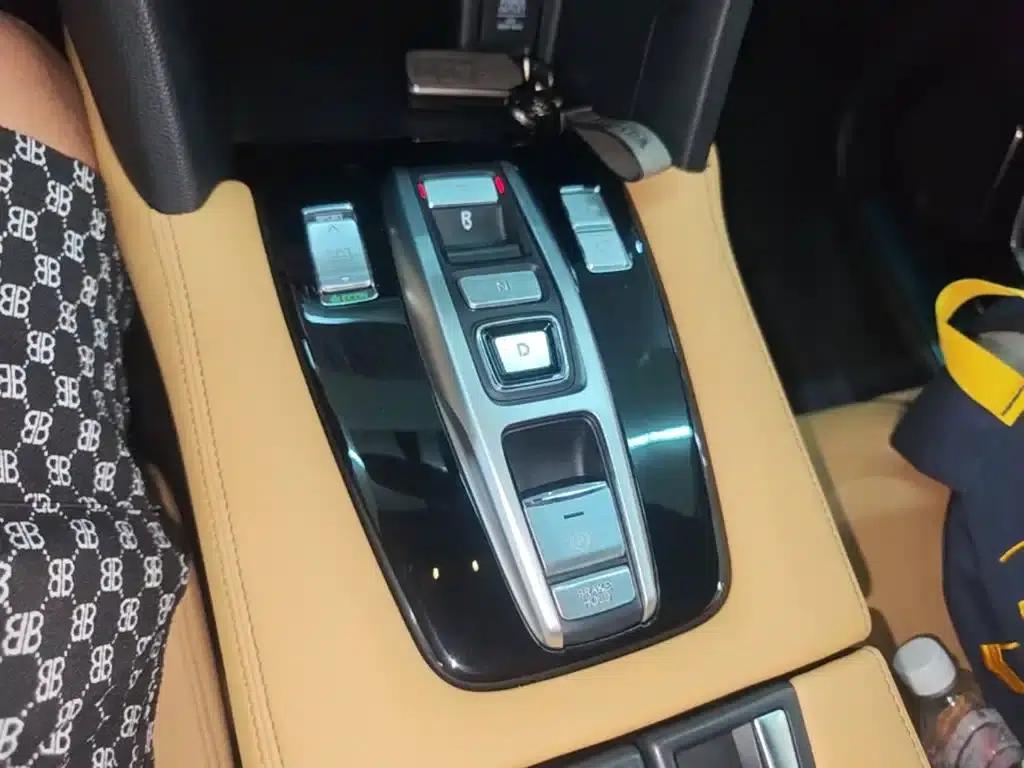 Honda UR-V 2020 370TURBO 2WD Premium Edition — миниатюра 14