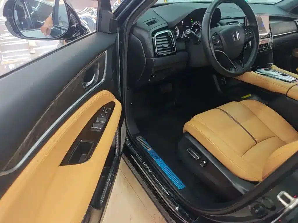 Honda UR-V 2020 370TURBO 2WD Premium Edition — миниатюра 16