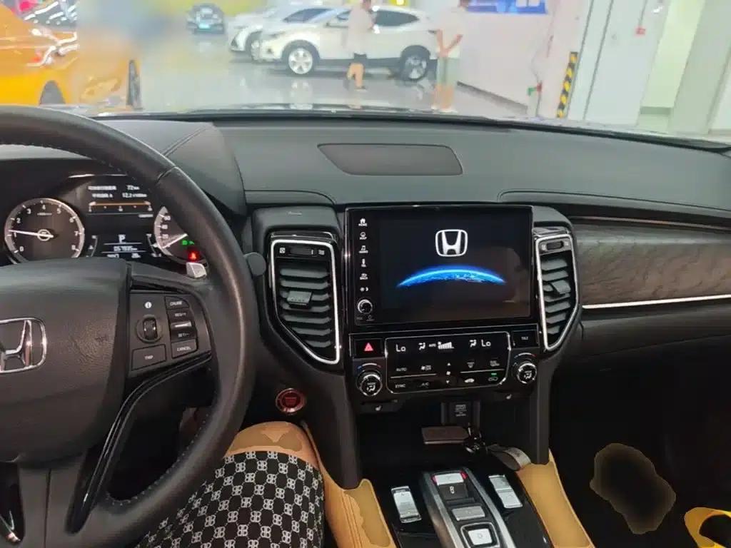 Honda UR-V 2020 370TURBO 2WD Premium Edition — миниатюра 10