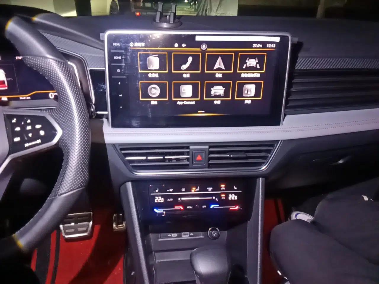Volkswagen Tiguan X 2022 330TSI Two-Wheel-Drive Flagship Edition — миниатюра 13