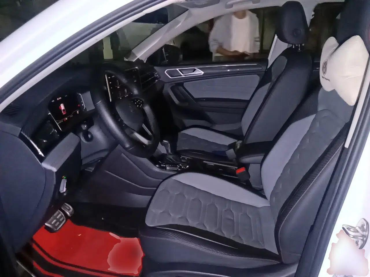 Volkswagen Tiguan X 2022 330TSI Two-Wheel-Drive Flagship Edition — миниатюра 15