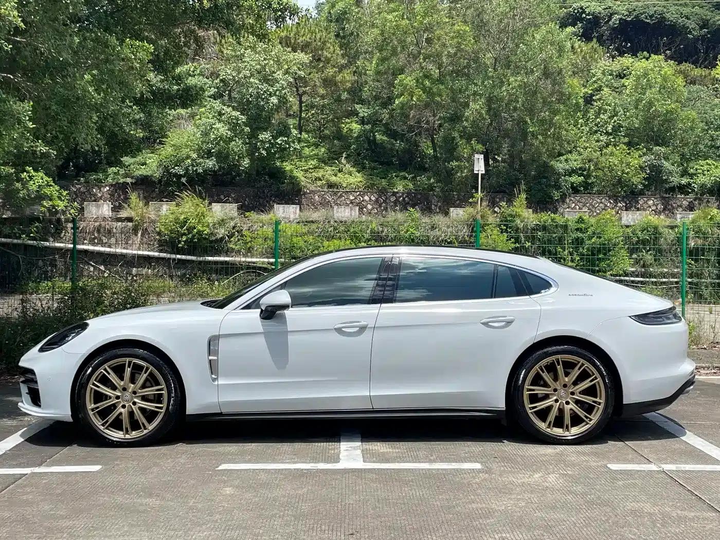 2021 Panamera 4 Executive Long Wheelbase 2.9T — миниатюра 20