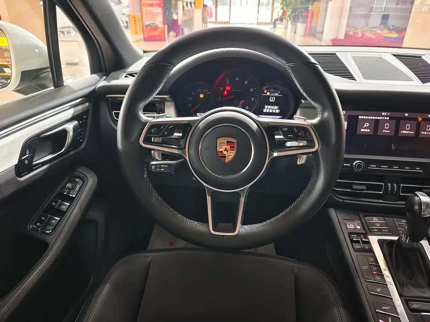 2018 Macan 2.0T — миниатюра 6