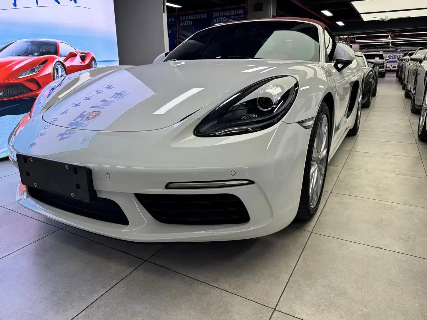2022 Porsche 718 Boxster 2.0T — миниатюра 3