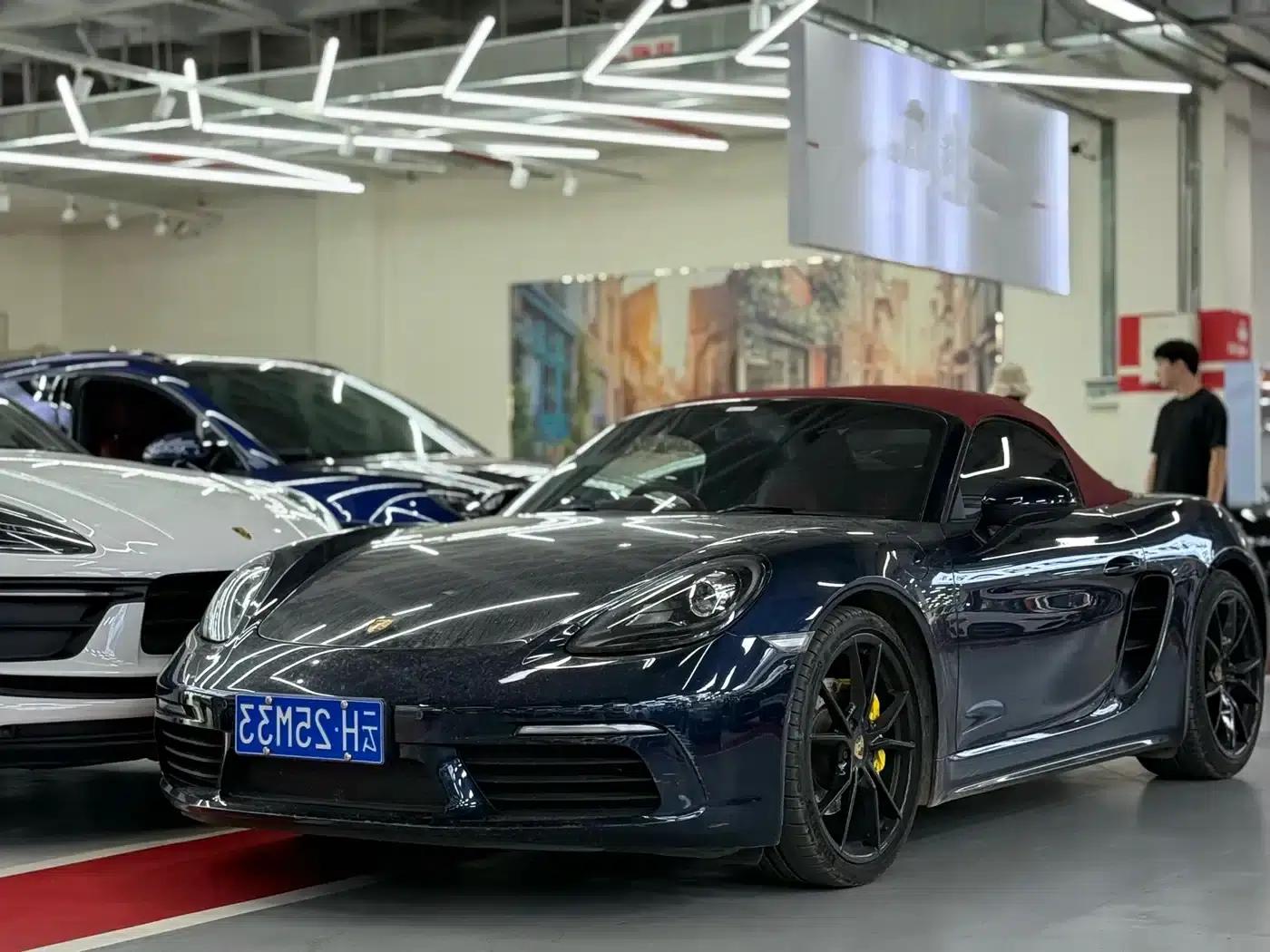 2020 Porsche 718 Boxster 2.0T — миниатюра 1