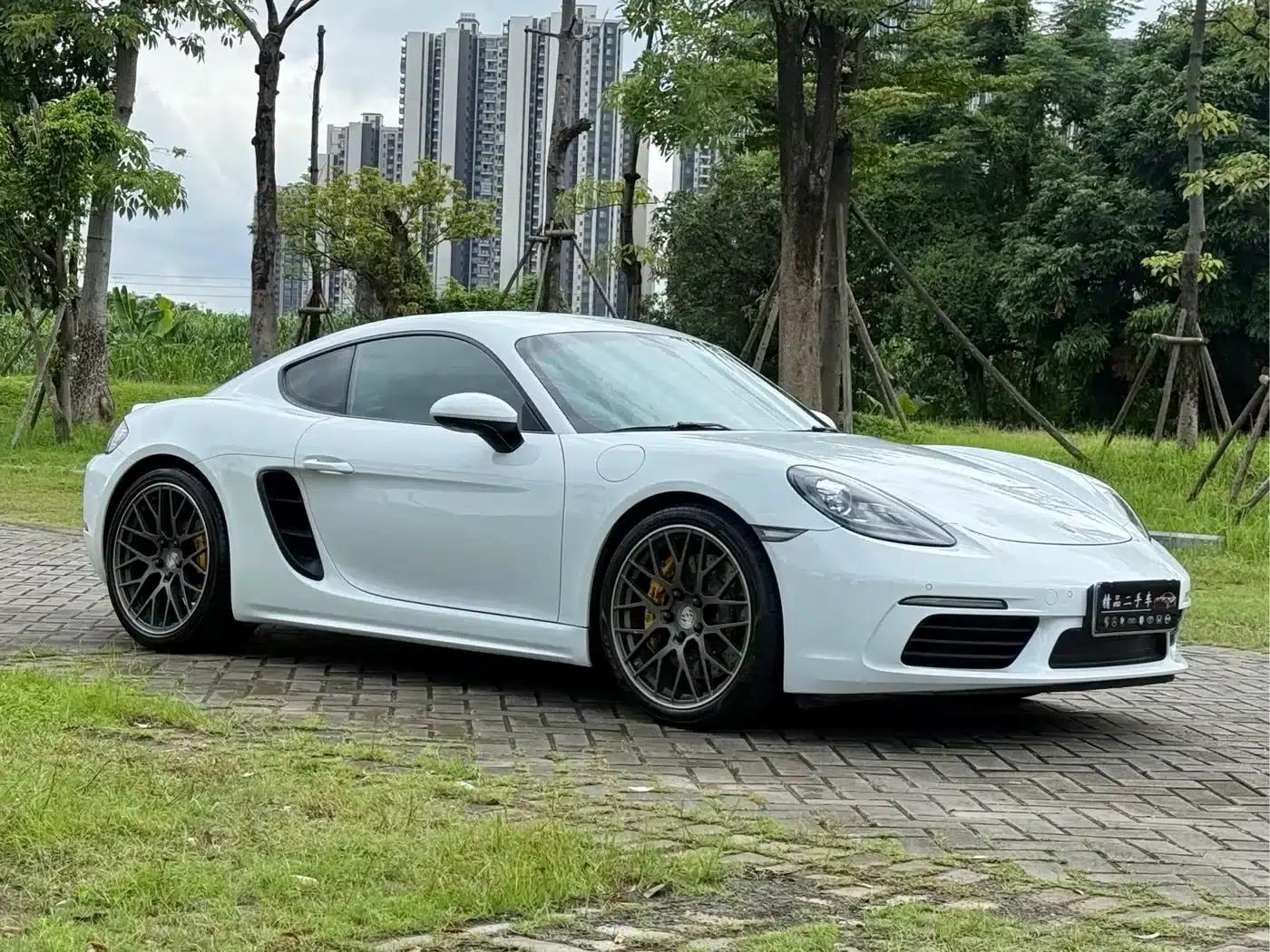 Porsche 718 Cayman 2018 2.0T — миниатюра 3