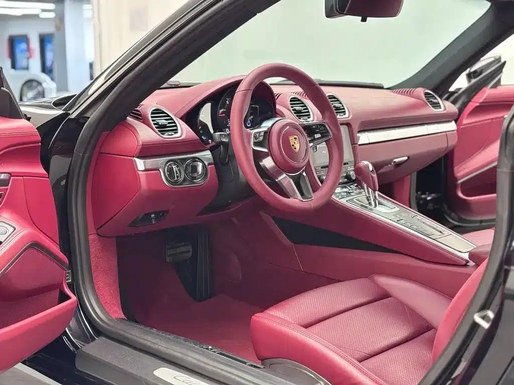 Porsche 718 Cayman 2018 2.0T — миниатюра 15
