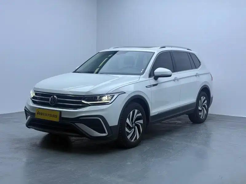 Tiguan L 2024 300TSI 2WD Smart Edition — миниатюра 1