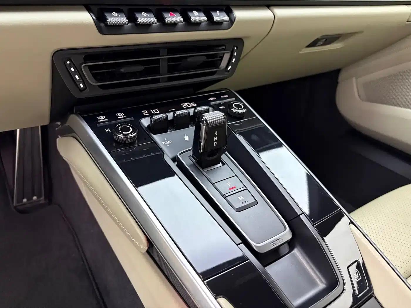 2022 Porsche 911 Carrera 4S 3.0T — миниатюра 9