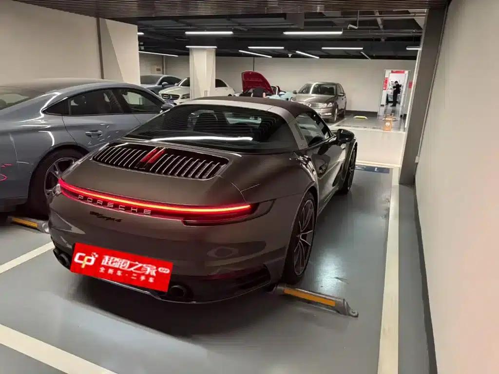 2020 Porsche 911 Targa 4 3.0T — миниатюра 9