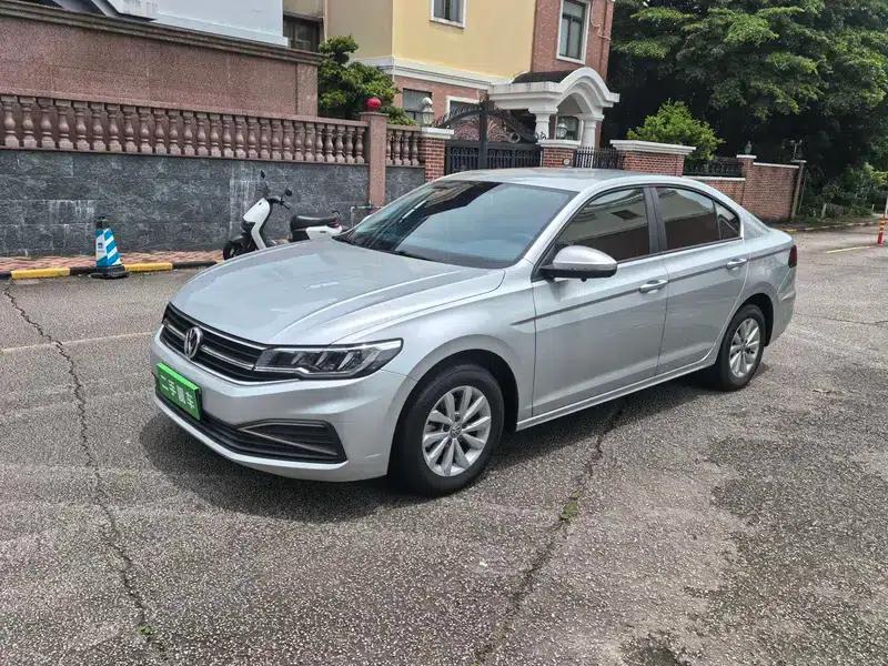 2020 Volkswagen Bora 1.5L Automatic Fashion Edition — миниатюра 1