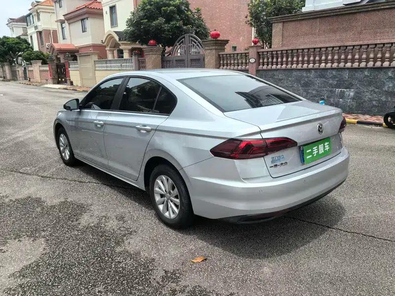 2020 Volkswagen Bora 1.5L Automatic Fashion Edition — миниатюра 3