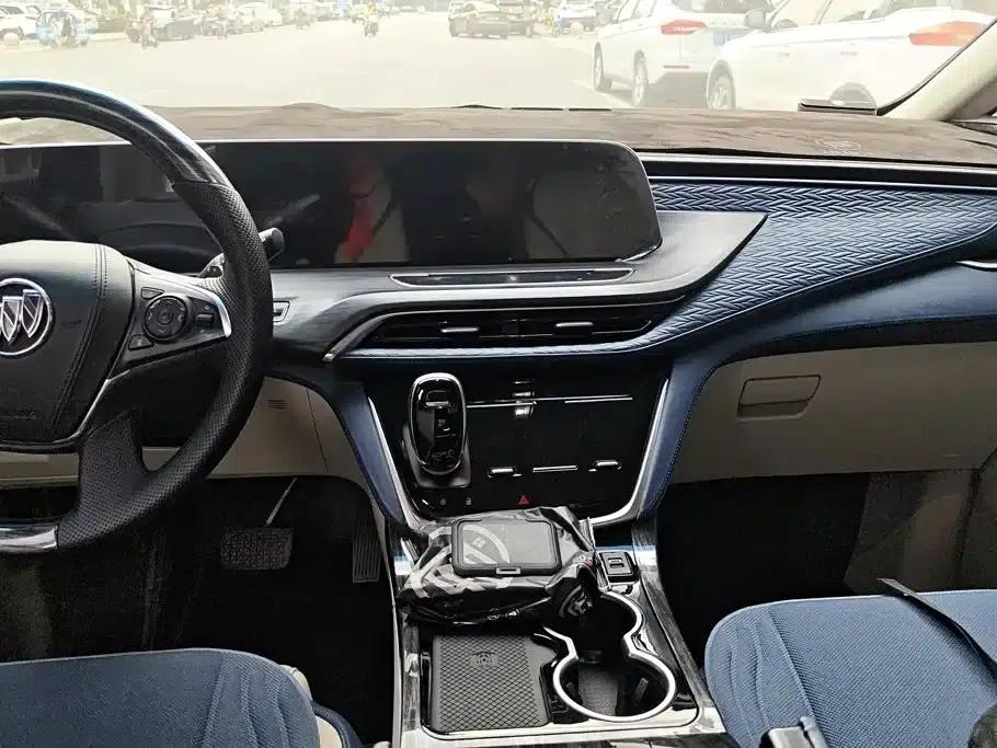 Buick GL8 2023 ES Luxury Comfort Edition — миниатюра 13