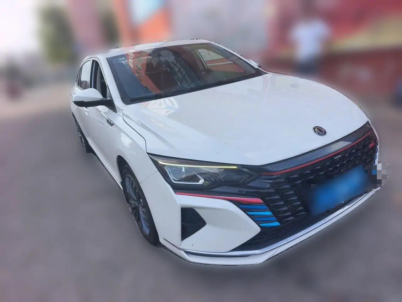 Dongfeng Aeolus Yixuan MAX 2021 1.5T Super-Powered Dad Edition — миниатюра 3