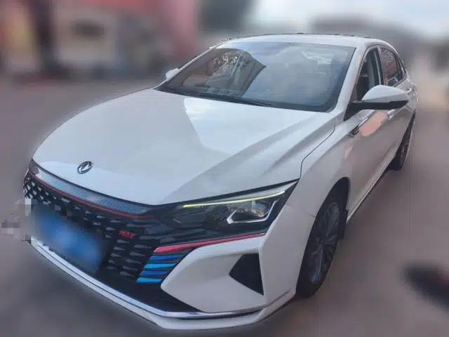 Dongfeng Aeolus Yixuan MAX 2021 1.5T Super-Powered Dad Edition