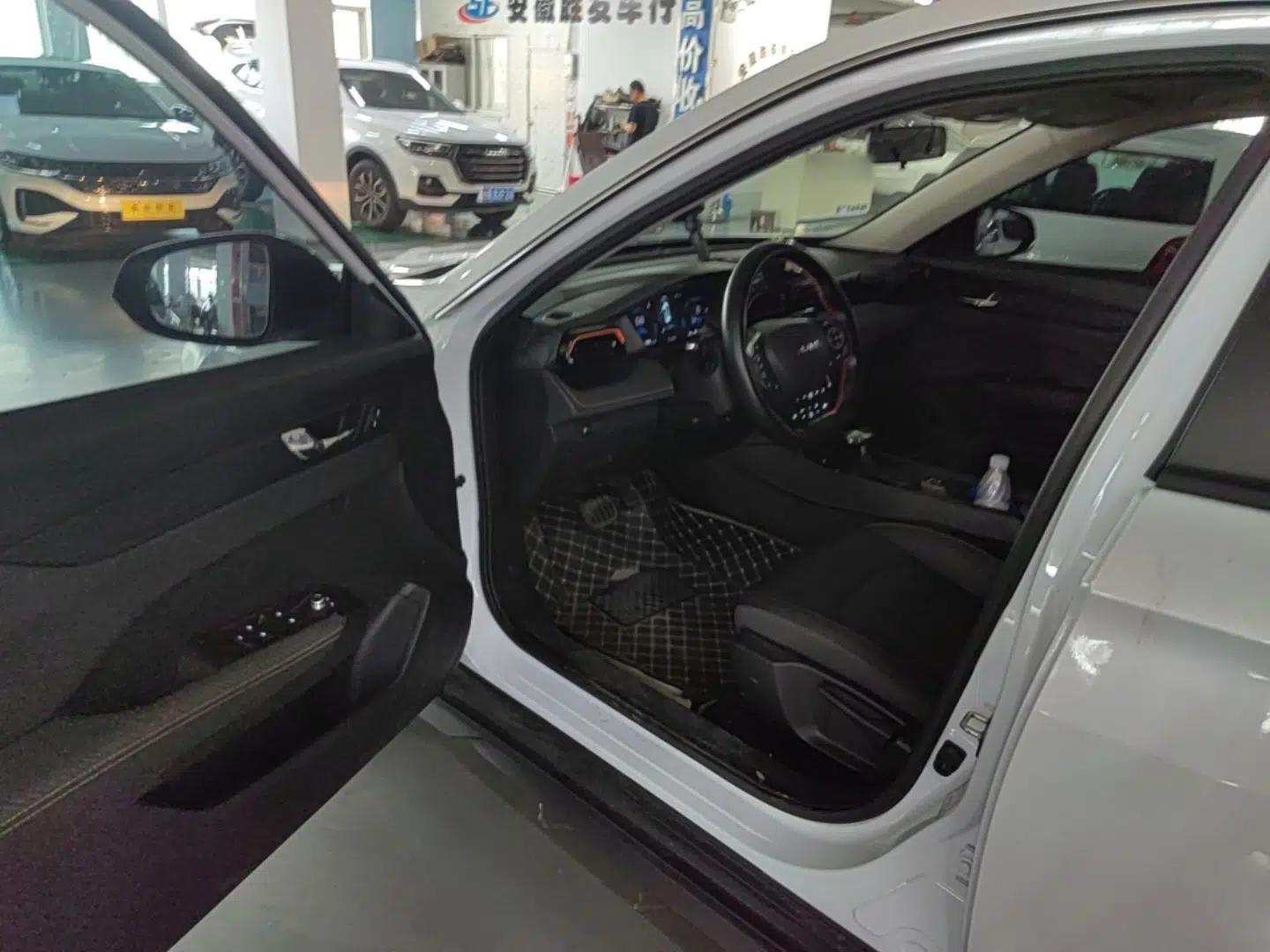 Dongfeng Aeolus Yixuan GS 2024 Mach Edition 1.5L Automatic Starry Version — миниатюра 23