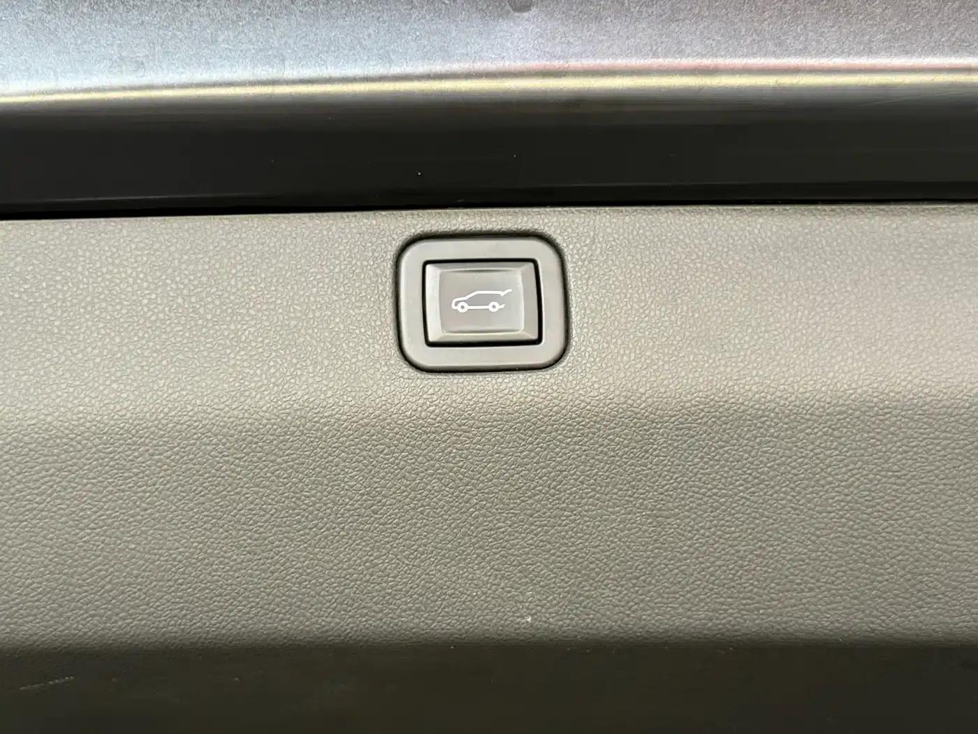 Enclave 2022 652T AWD Premium Flagship 7-Seater — миниатюра 18
