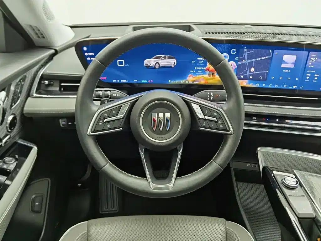 Buick E5 2023 Premium Standard Range Edition — миниатюра 11