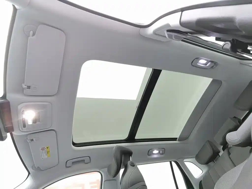 Buick E5 2023 Premium Standard Range Edition — миниатюра 14