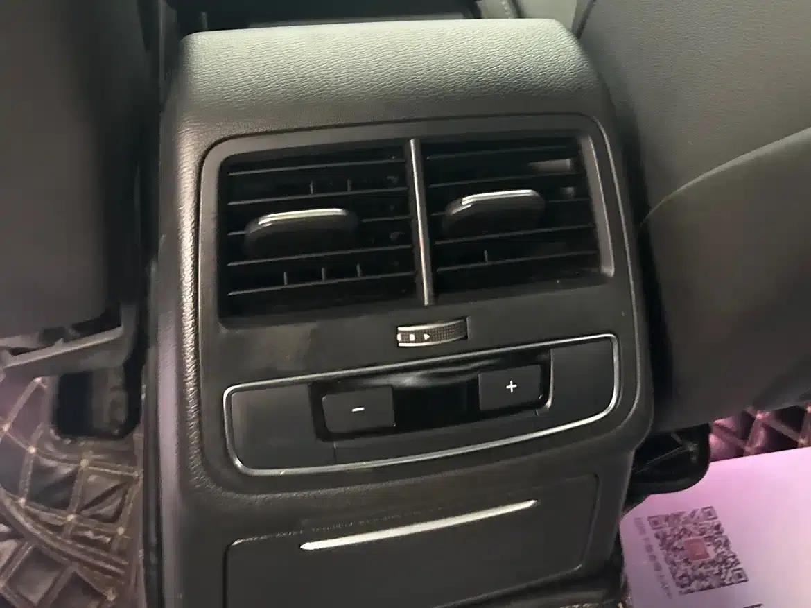 Audi A4L 2020 40 TFSI quattro Luxury Dynamic — миниатюра 16