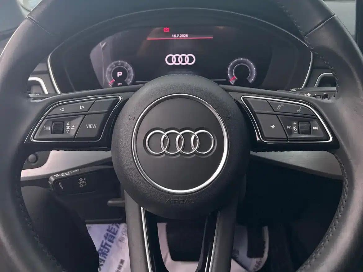 Audi A4L 2020 40 TFSI quattro Luxury Dynamic — миниатюра 8