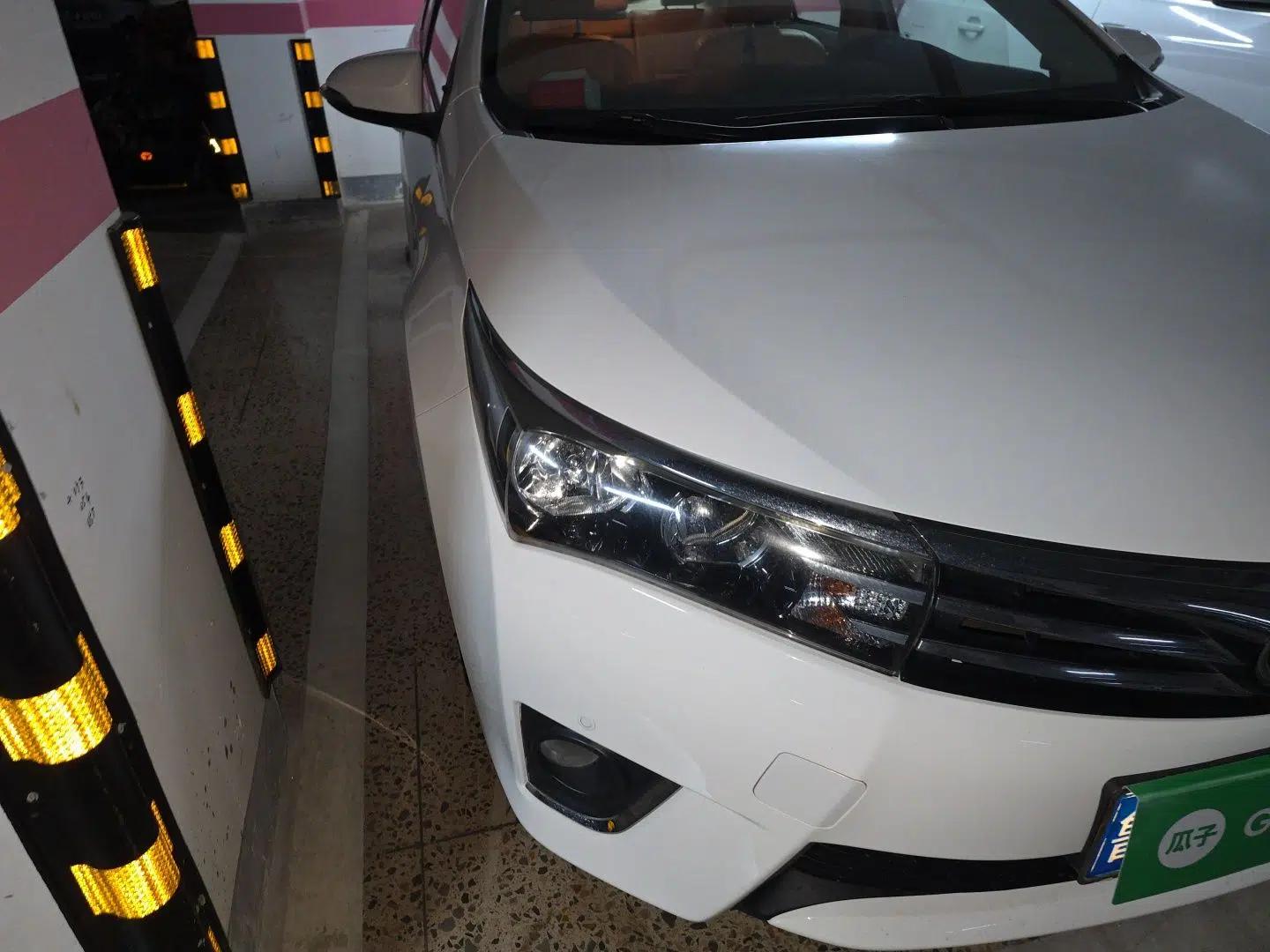 Toyota Corolla 2014 1.6L Manual GL-i Leather Edition — миниатюра 7