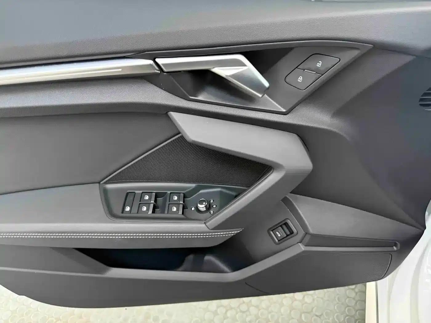 Audi A3 2023 Sportback 35 TFSI Fashion Sport — миниатюра 10