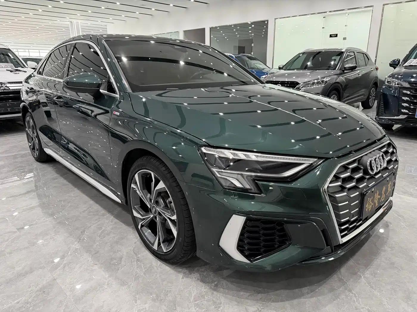 2023 Audi A3 A3L Limousine 35 TFSI Luxury Sport — миниатюра 3