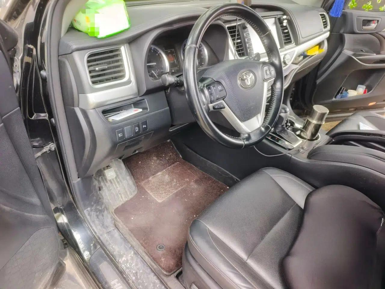 Toyota Highlander 2018 2.0T Four-Wheel Drive Luxury Version 7 Seats China VI Standard — миниатюра 16