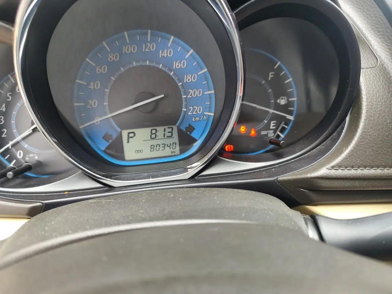 Toyota YARiS L Zhi Xuan 2015 1.5E Automatic Charm Edition — миниатюра 12