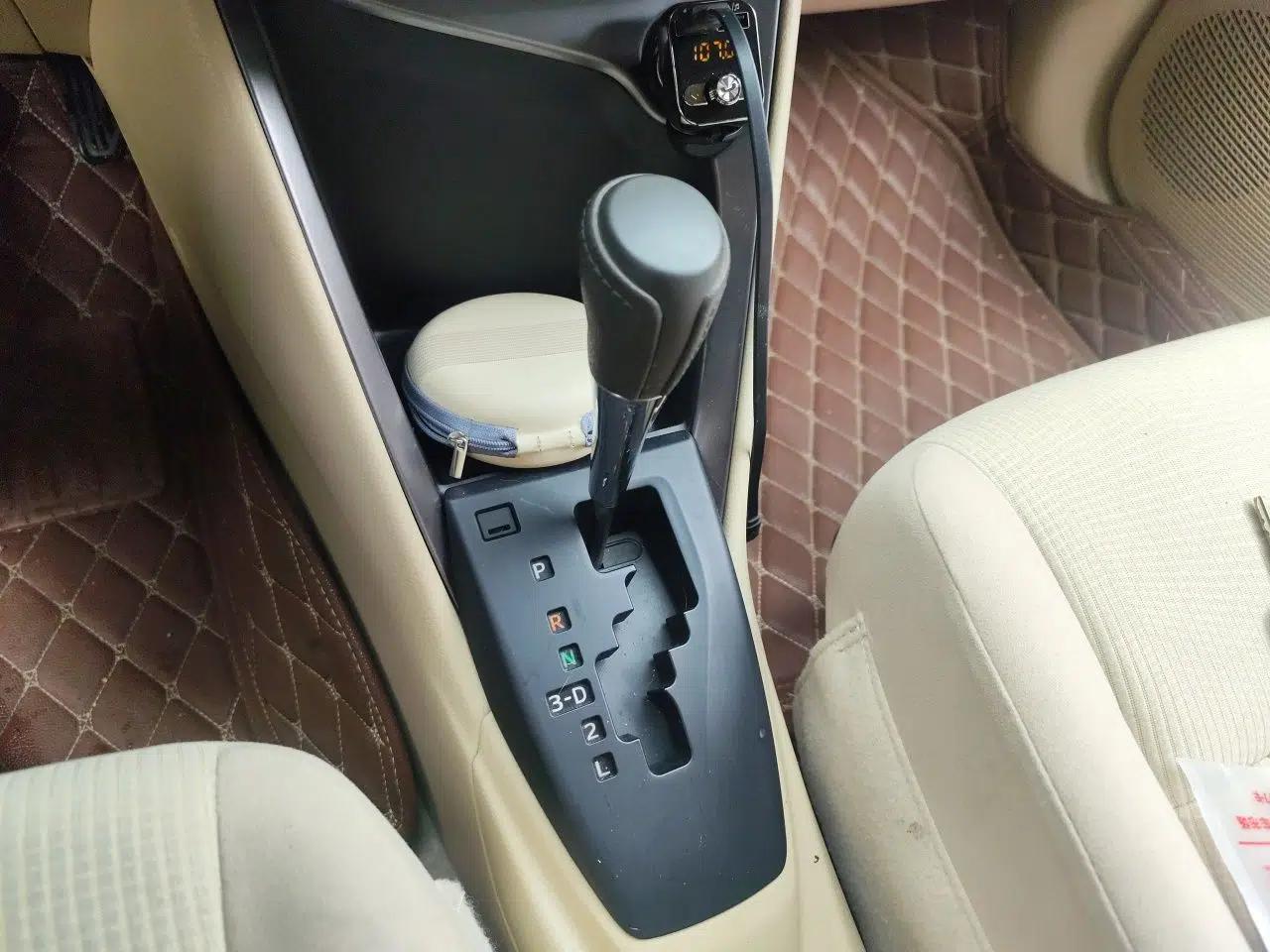 Toyota YARiS L Zhi Xuan 2015 1.5E Automatic Charm Edition — миниатюра 14