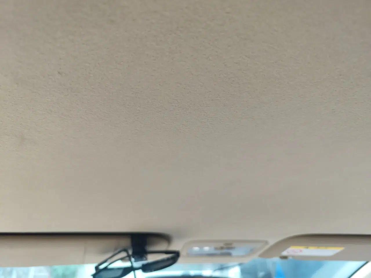 Toyota YARiS L Zhi Xuan 2015 1.5E Automatic Charm Edition — миниатюра 18