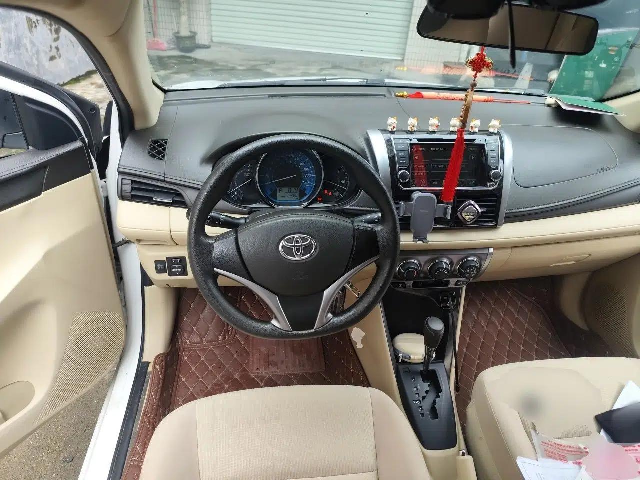 Toyota YARiS L Zhi Xuan 2015 1.5E Automatic Charm Edition — миниатюра 10