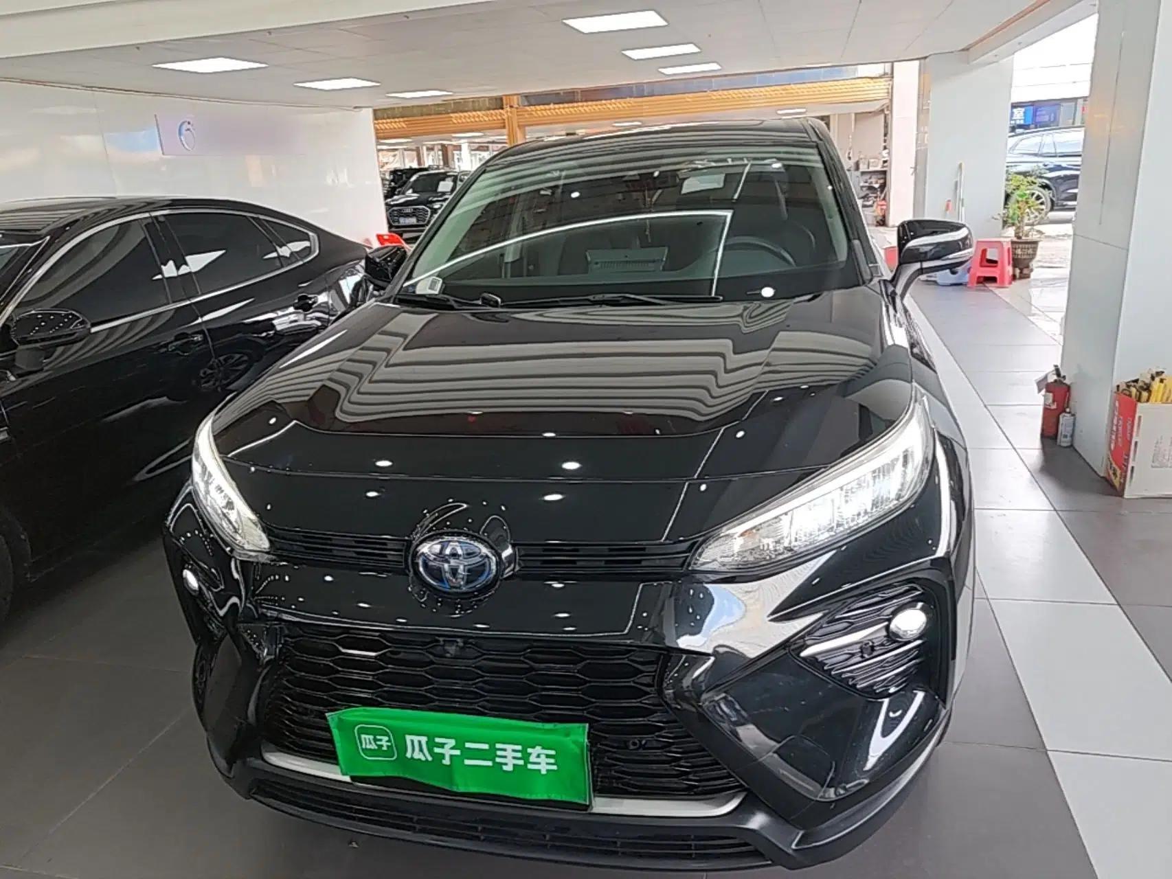 Toyota Wildlander 2022 Dual-Engine 2.5L E-CVT Four-Wheel Drive Luxury Edition — миниатюра 2