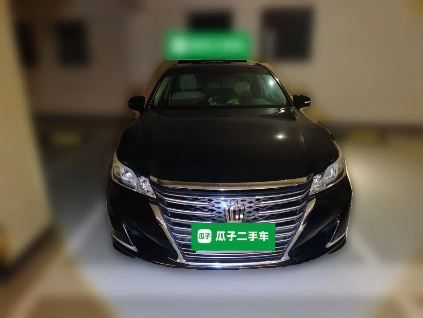 Toyota Crown 2015 2.0T Fashion Edition — миниатюра 2