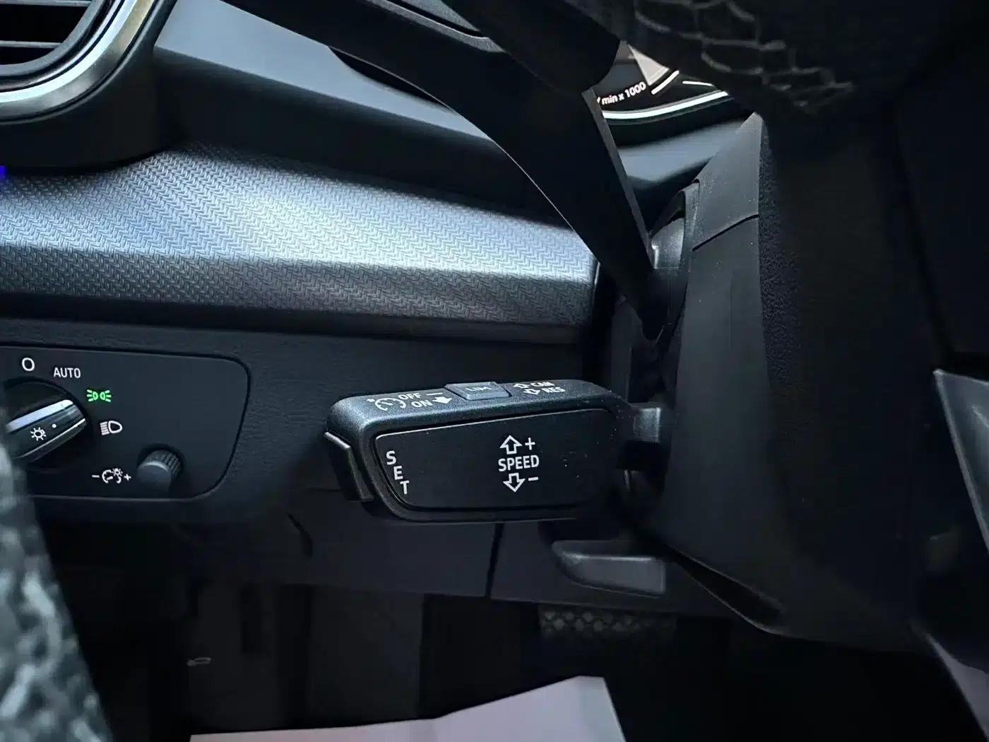Audi Q5L Sportback 2022 40 TFSI Luxury — миниатюра 8