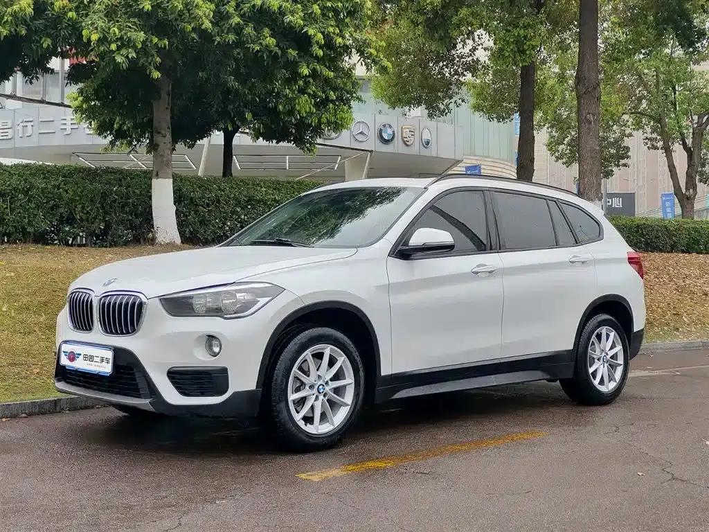 BMW X1 2019 sDrive18Li Fashion Edition — миниатюра 1