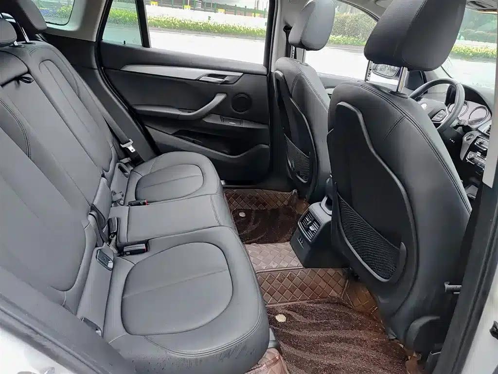 BMW X1 2019 sDrive18Li Fashion Edition — миниатюра 11