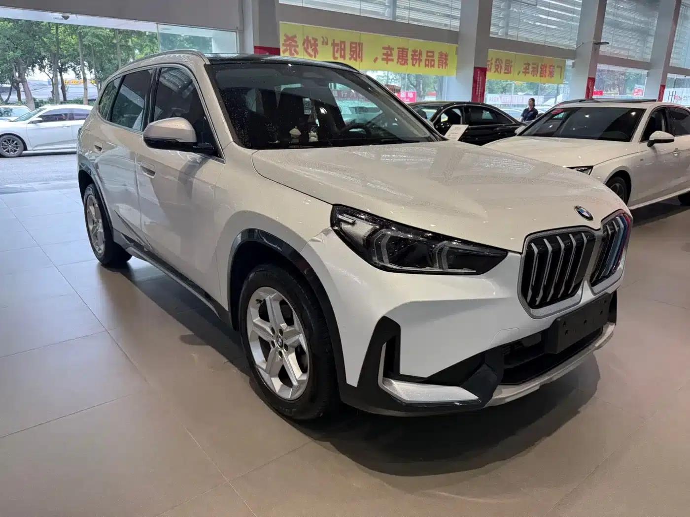2023 BMW X1 sDrive20Li X Design Package — миниатюра 3