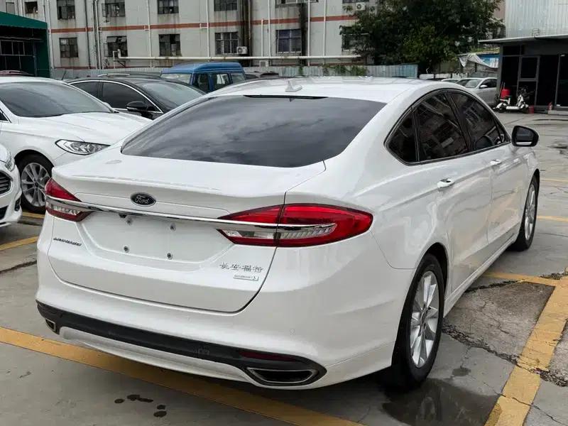 2017 Ford Mondeo EcoBoost 180 Fashion Edition — миниатюра 6